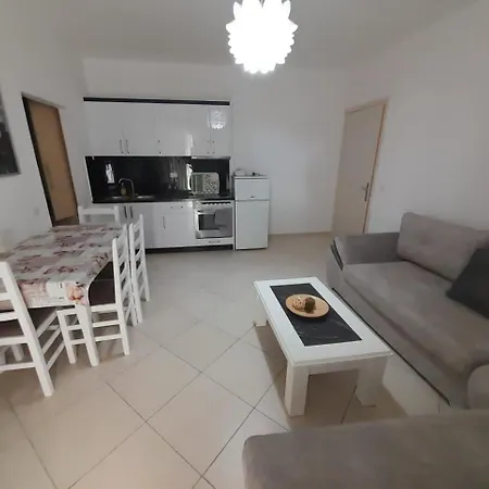 Apartment Petrit